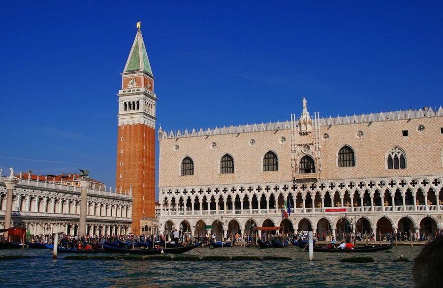 1-Hour Motor Boat Ride on Grand Canal - Timing, pace, and why “slow” is a feature, not a bug