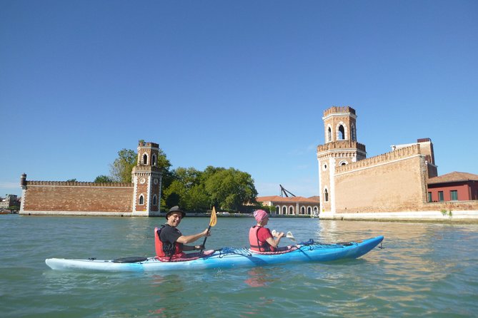 2 Hour Venice Canal Kayak Tour - Premium experience by day - Key Things You Will Notice on This Tour
