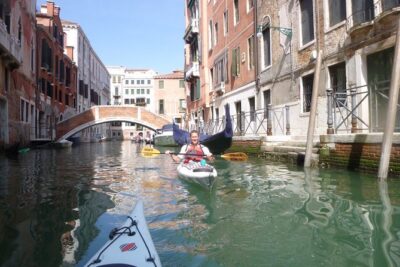 2 Hour Venice Canal Kayak Tour – Premium experience by day