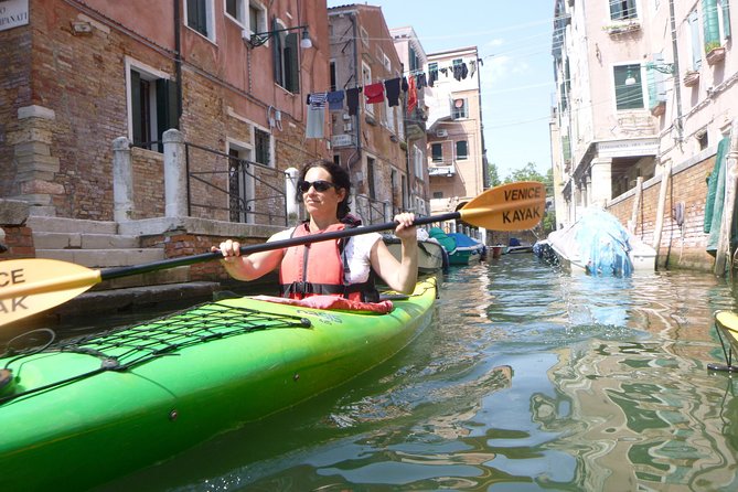 2 Hour Venice Canal Kayak Tour - Premium experience by day - Who Should Book This Premium Canal Kayak Tour