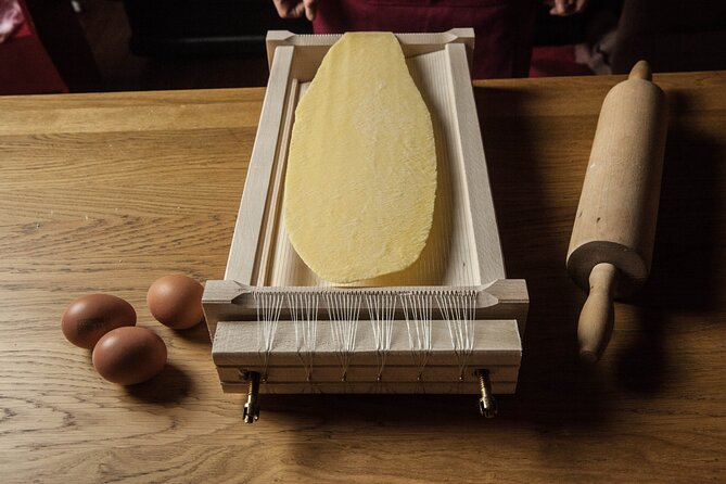3 Hour Cooking Class: Homemade Pasta and Tiramisu in Venice - Alcohol, timing, and the rhythm of the meal