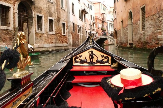 45-Minute or 1-hour Private Gondola Ride from Rialto - A 45-minute private gondola is the sweet spot in Venice