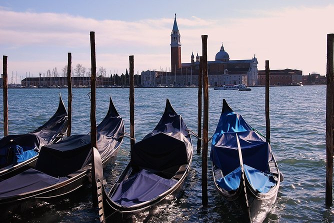 45-Minute or 1-hour Private Gondola Ride from Rialto - The route: Grand Canal views plus quieter interior canals