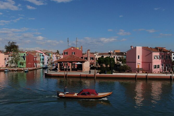 5-Hour Guided Tour of the Magic Islands by Vintage Boat in Venice - Stop 1: Murano in One Hour, Glass in Your Head