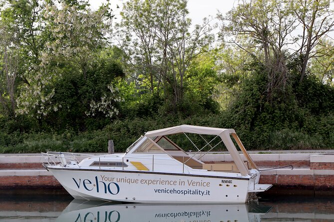 6-hour tour of Murano, Burano and Torcello by private boat - Quick hits