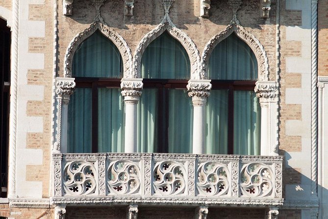 A full taste of Venice-The very best in one day(tour to Murano included) PRIVATE - Canal Grande Plus Smaller Canals: Palaces from the Water, and a Breather for Your Feet