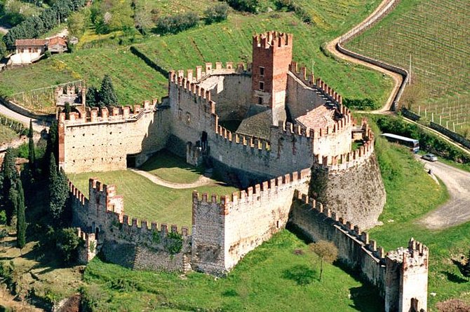 Amarone & Soave Wine Tour with Sommelier – Visit Verona - Timing and comfort: what a scheduled day trip really feels like