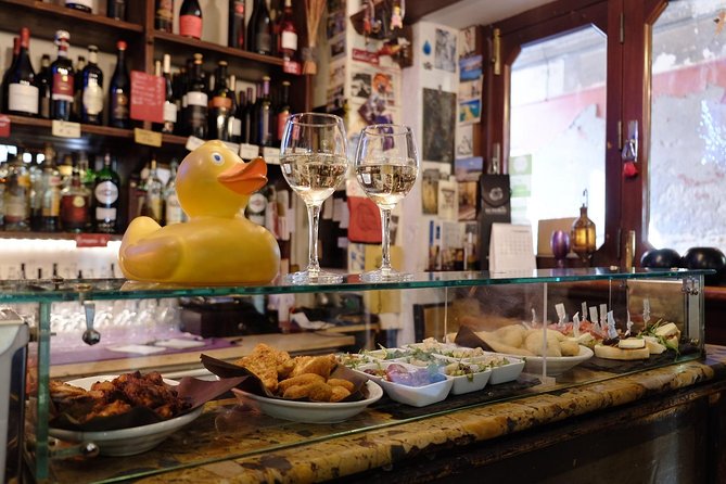 Bacaro Tour Unblended: A Pure Venice Foodie Experience - Your Guide Sets the Tone, From Ellie to Elisabetta