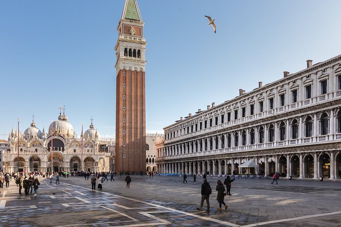 Bell Tower Priority Entry & Rialto Bridge Walking Tour of Venice - History Gallery of Venice: dissected gondola and VR water Venice