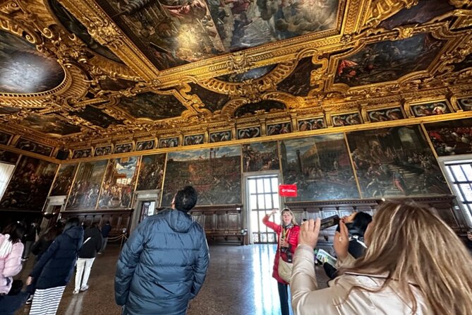 Best Of Venice: Saint Mark's Basilica, Doges Palace with Guide and Gondola Ride - Stop 2: Doge’s Palace, where politics and punishment lived