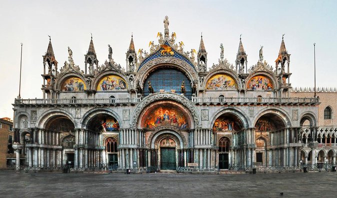 Best Venice Personalized Private Walking Tour with Official Guide - Meeting at Saint Mark’s Basilica and how pickup works