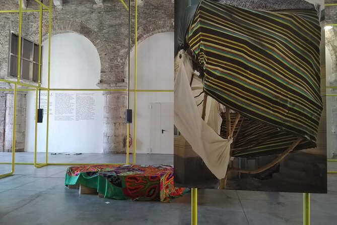 Biennale of Venice 2026, visit with private guide - Timing, meeting point, and the 11:30 start you can plan around