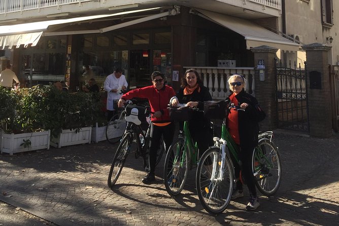 By bike on the Liberty Bridge - Starting in Marghera: coffee, then pedal