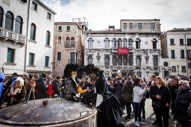 Carnival & Casanova Secrets, Theatrical Walking Show - Meeting point, timing, and what to expect on the route