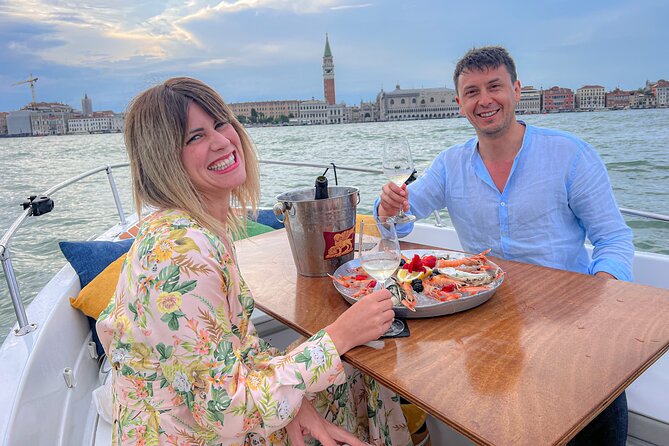 Cena at Gatto Nero (or Hosteria)with SunSet Cruise Around Burano - Key things that make this sunset cruise worth your time