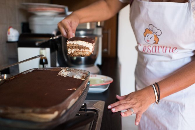 Cesarine: Private Pasta and Tiramisu Class in a Local Venice Home - A local-home class near Rialto, not a factory tour