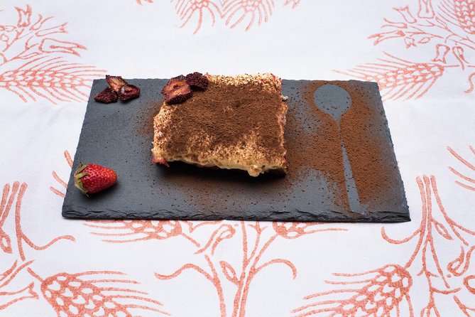 Cesarine: Small Group Pizza and Tiramisu Class in Venice - Price and value: what you’re paying for at $215.07