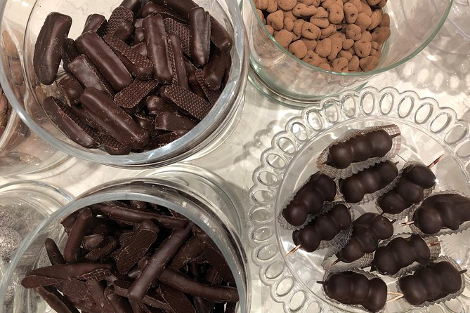Chocolate Tasting in Venice - Inside the shop: what’s included in your tasting