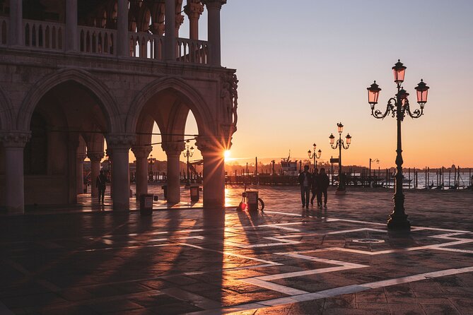 CITY QUEST VENICE: reveal the mysteries of this city! - What to Do About the One Big Red Flag From a Past Group