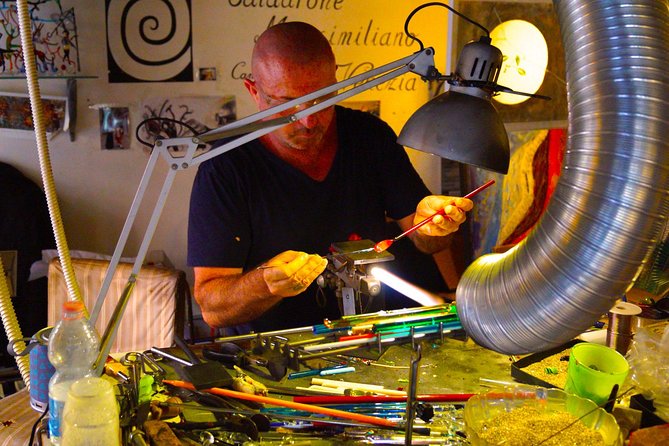 Create your Glass Artwork: Private Lesson with Local Artisan in Venice - What happens in the 90 minutes: creating your own modern glass artwork