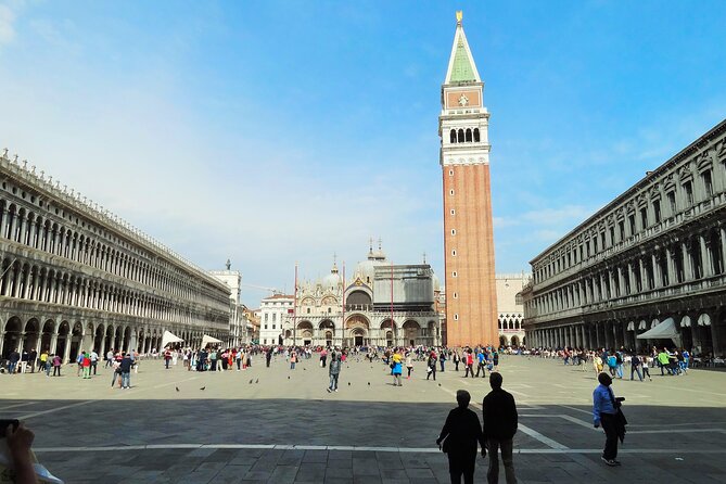 Deep into Venice: Morning Walking Tour & Gondola Ride - Campi, Courtyards, and Marco Polo Connections on Foot