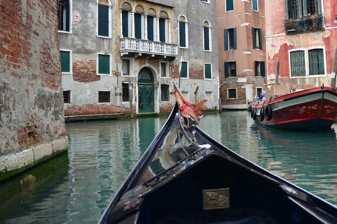 Deep into Venice: Morning Walking Tour & Gondola Ride - Who This Tour Suits Best
