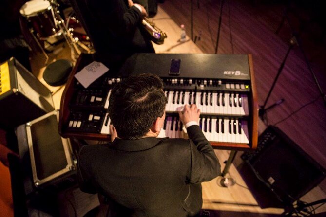 Dipic Dinner with Live Music at Venezia Laguna Libre JAZZ Club - The Concert: Jazz or World Music, Plus a Festival-Style Intermission