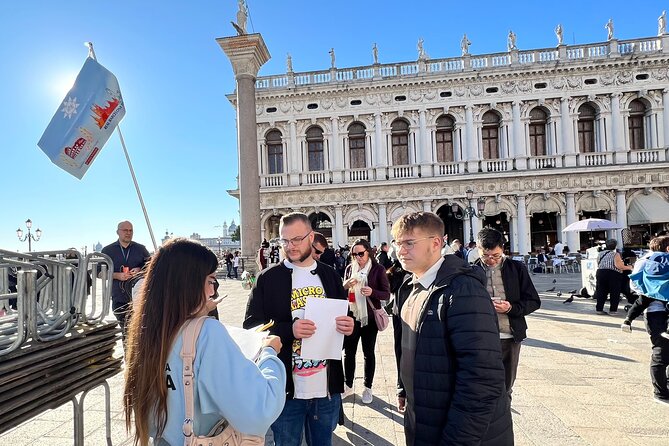 Doge Palace and Saint Mark's Basilica Guided Tour Fast Entry - Enter St Mark’s Square with a plan that saves time