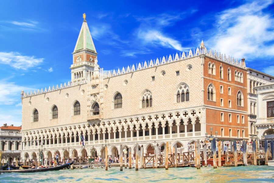 Doge's Palace Skip-the-Line Guided Tour - Venice’s most powerful building, fast
