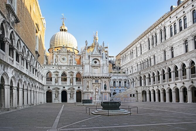 Doge's Palace small group or private tour with a local guide - Why Doge’s Palace works better with a guide