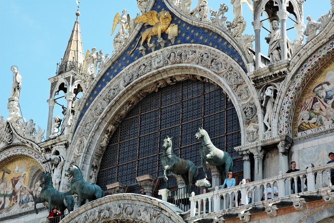 Doge's Palace & St. Mark's Basilica skip-the-line guided tour - Practical tips for a smoother day in Venice