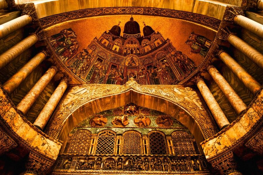 Doge’s Palace & St. Mark’s Basilica Tickets + Tour Options - What to Bring and How to Survive the Basilica Rules