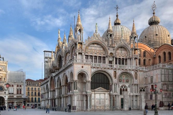 Doge's Palace & St. Mark's Basilica Tour - Timing, headsets, and group size: what you get for $117.11