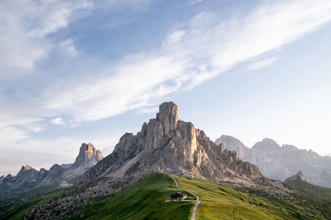 Dolomites Day Trip from Venice: Scenic Mountain Escape - Stop 1 in Pieve di Cadore: valley views and a quick reset