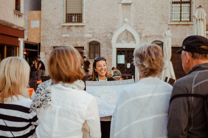 Eat like a Local: Venice Cicchetti and Wine Tasting Evening Tour - Why a Venice Cicchetti and Wine Evening Feels More Local