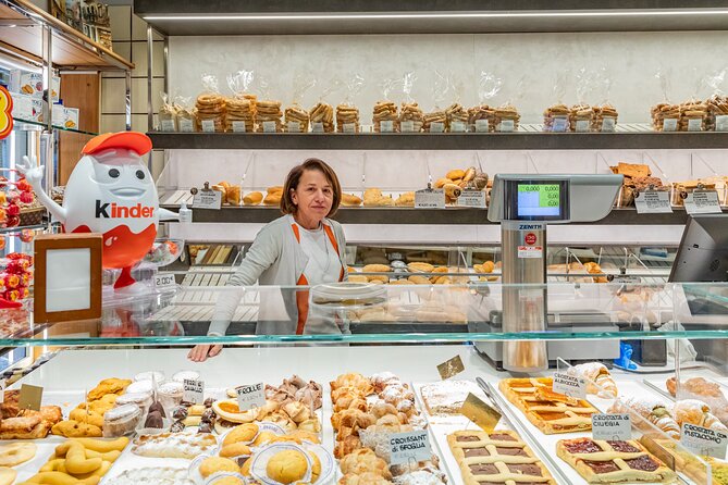 Eating Venice Food & Drinks Tour - Stop 1 at Rizzo Venezia: classic bakery street food since 1905