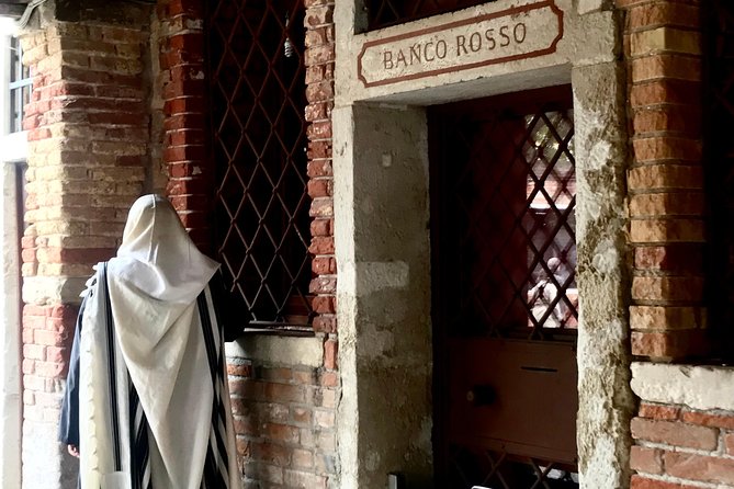 Exclusive Private Venice Jewish Ghetto Tour - Why the Venice Jewish Ghetto walk makes more sense with a guide