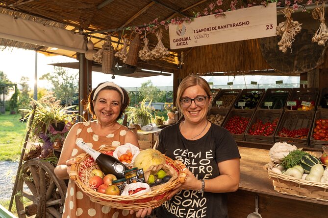 Exclusive Venice: Private Hidden Islands Food & Boat Tour - Pizza at Ape Verde Pistacchio: simple, hot, and well-timed