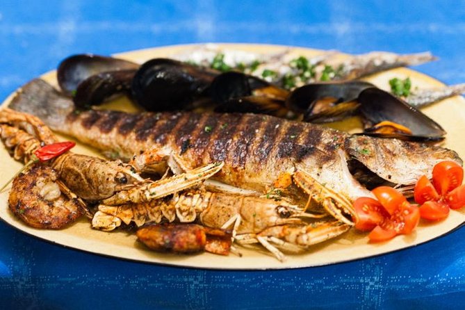 Experience A Traditional Sailor’s Supper In The Venetian Lagoon - Entering Venice by way of an actual sailor’s table