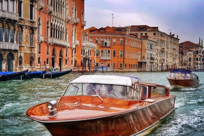 FriendInVenice Murano Burano Torcello Private Tour By Luxury Boat - Why this private lagoon day feels different from the usual Venice stampede