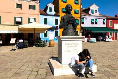 Full-day excursion to Murano, Burano and Torcello from Venice Train Station