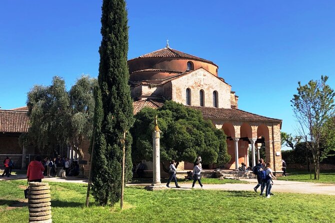 Full-day excursion to Murano, Burano and Torcello from Venice Train Station - Lunch freedom on this tour: how to make your own good choice