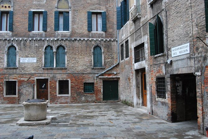 Ghosts of Venice - Discovering the Unknown - The stop-by-stop route, and what each place adds