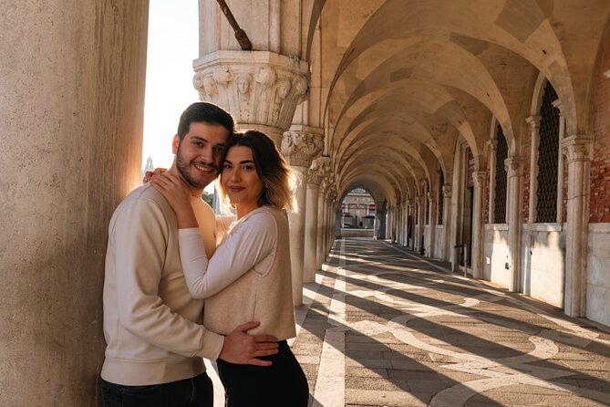 Glam photoshoot in hidden Venice! (up to 4) - Key highlights at a glance