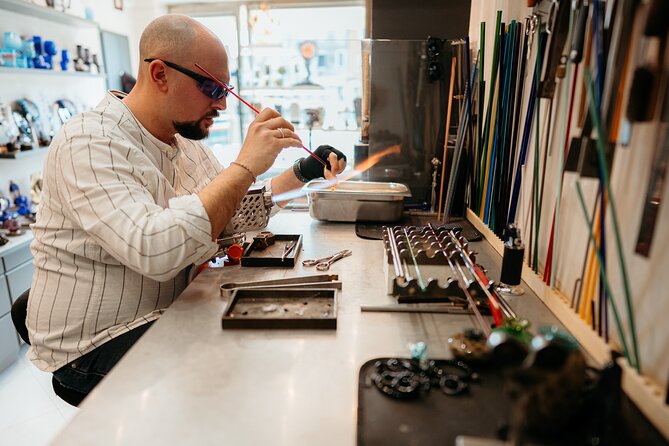 Glassworking Experience with Alessandro Boscolo - The heart of the day: how the workshop flows
