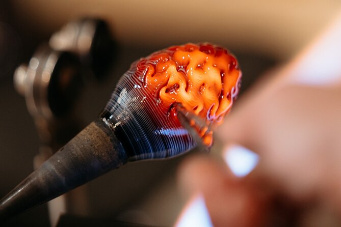 Glassworking Experience with Alessandro Boscolo - The teacher duo effect: Alessandro and Dario in real time
