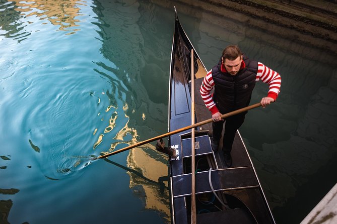 Grand Canal Gondola Experience with Live Commentary™ - Madonna della Salute and the Big-Entrance View
