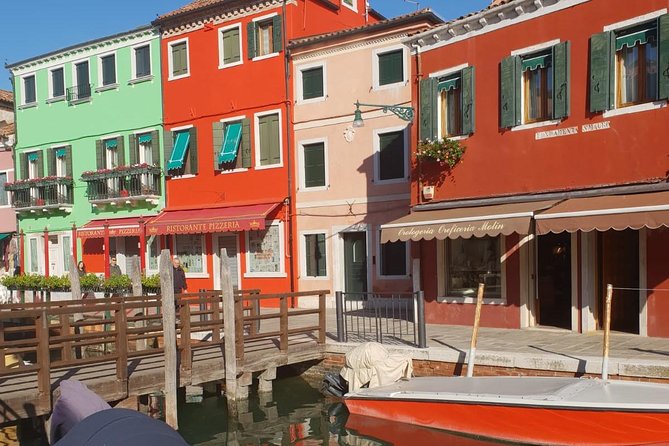 Guided Tour of Murano, Burano & Torcello Islands around Venice with Private Boat - How the art historian guide changes the whole day