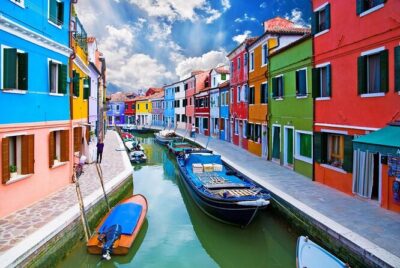 Guided Tour of Murano, Burano & Torcello Islands around Venice with Private Boat