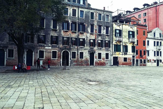 Guided Tour of the Jewish Ghetto in Venice with Cannaregio & Synagogues Visit - Price and what you get for 347.28 per person